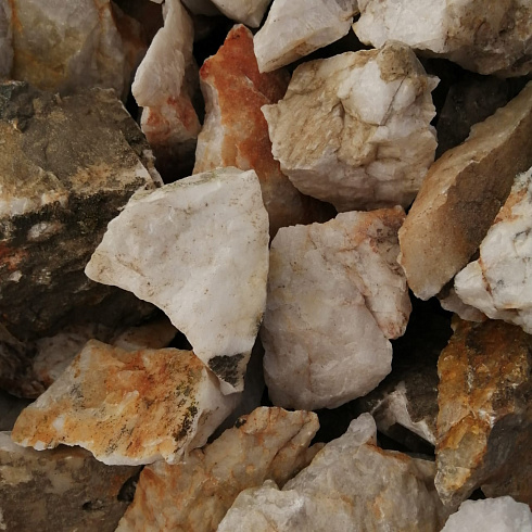 фото Кварц ( фр. 70-100 мм)  купить в Коломне в интернет-портале КАМЕНЬ КЛУБ