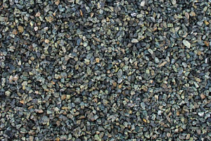 Kamenclub.ru: Щебень крошка зеленый (змеевик) фр. 3-5 мм  купить в Коломне камень змеевик зеленый, салатовый светло-зеленый мраморная каменная декоративная крошка 9000 руб/т   фото КАМЕНЬ КЛУБ