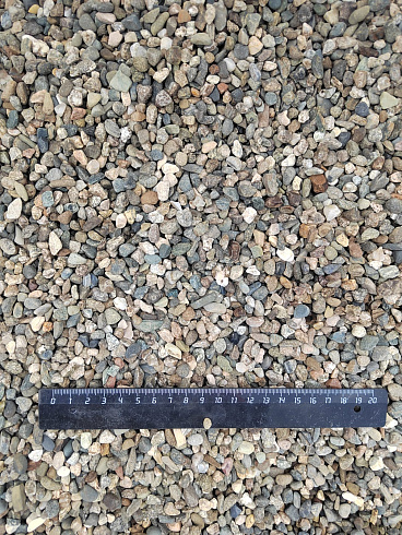 Kamenclub.ru: Галька речная окат (серая) фр.5-10 мм купить  в Коломне галька речная серая, серый, темно-серый, светло-серый, коричневый речная окатанная галька декоративная ландшатфная 5000 руб/т   фото КАМЕНЬ КЛУБ