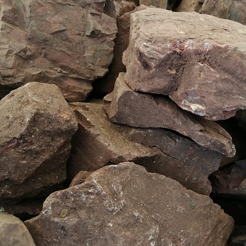 фото Яшма красная  (фр. 70-100 мм)  купить в Коломне в интернет-портале КАМЕНЬ КЛУБ