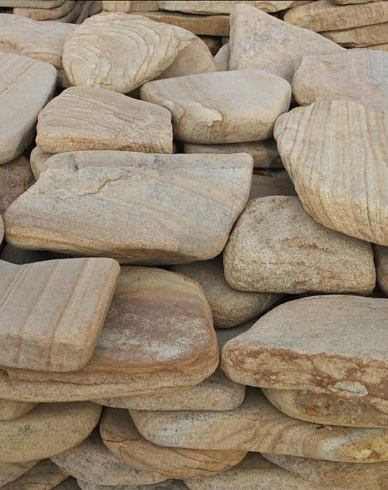 Kamenclub.ru: Песчаник пластушка галтованный желтый с рисунком (3 см)  купить в Коломне плитняк - пластушка желтый песчаник 21000 руб/м3   фото КАМЕНЬ КЛУБ