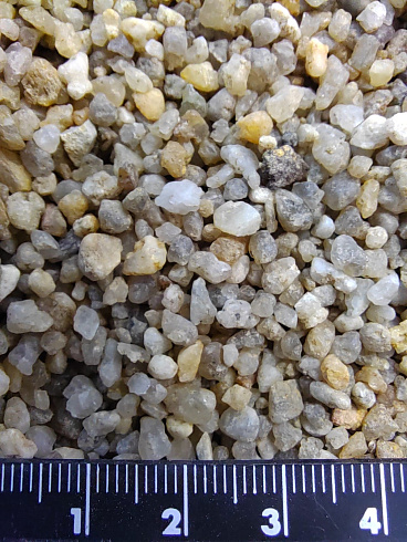 Кварцевый песок для площадок фр. 2-5 мм.  купить в Коломне фото Камень Клуб