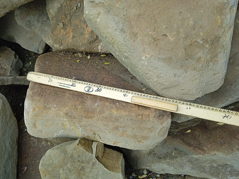 Kamenclub.ru: Песчаник для мощения дорожек, площадок, парковок ( фр 5-10 см)  купить в Коломне песчаник  серый желтый коричневый рыжий песчаник оголтованный окатанный 6500 руб/т   фото КАМЕНЬ КЛУБ