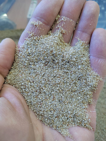 Кварцевый песок для площадок фр. 0,3 - 1 мм.  купить в Коломне фото Камень Клуб