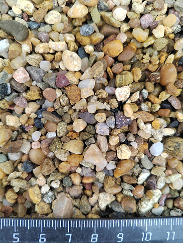 Галька речная окат (рыжая) фр.3-5 мм купить в Коломне 