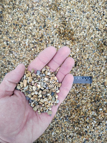 Галька речная окат (рыжая) фр.3-5 мм купить в Коломне 