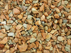 Kamenclub.ru: Щебень крошка желтый (ЗЛАТОЛИТ) фр. 3-5 мм.  купить в Коломне златолит золотистый, бежевый, желтый мрамор 12 000 руб/т   фото КАМЕНЬ КЛУБ