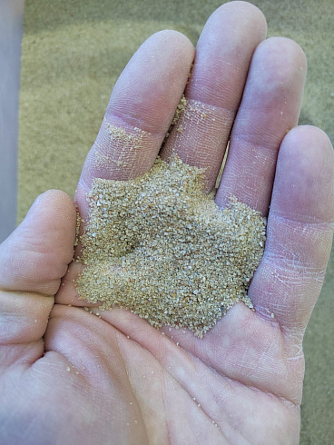 Кварцевый песок для площадок фр. 0,16-0,63 мм.  купить в Коломне фото Камень Клуб