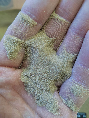 Кварцевый песок для площадок фр. 0,1-0,5 мм.  купить в Коломне фото Камень Клуб