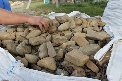 Kamenclub.ru: Песчаник брусчатка  купить в Коломне    5 500 руб/т   фото КАМЕНЬ КЛУБ