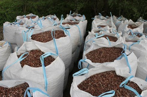 Kamenclub.ru: Мраморная крошка (щебень крошка розовый) фр. 20-40 мм.  купить в Коломне мрамор розовый, красный мраморная крошка декоративная 11000 руб/т   фото КАМЕНЬ КЛУБ