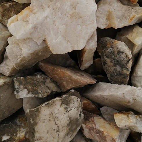 фото Кварц ( фр. 70-100 мм)  купить в Коломне в интернет-портале КАМЕНЬ КЛУБ