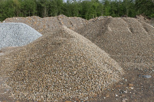 Kamenclub.ru: Галька окат (серо-желтая) фр.10-20 мм. купить  в Коломне галька серо-желтая, рыжая, серый речная окатанная округлая галька 5000 руб/т   фото КАМЕНЬ КЛУБ