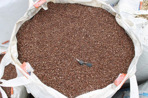 Kamenclub.ru: Мраморная крошка (щебень крошка розовый) фр. 5-10 мм.  купить в Коломне мрамор розовый, красный щебень колотый ландшафтный декоративный  11000 руб/т   фото КАМЕНЬ КЛУБ